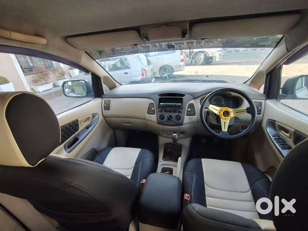 Toyota Innova 2.5 Gx 7 Seater Bs Iv, 2007, Diesel