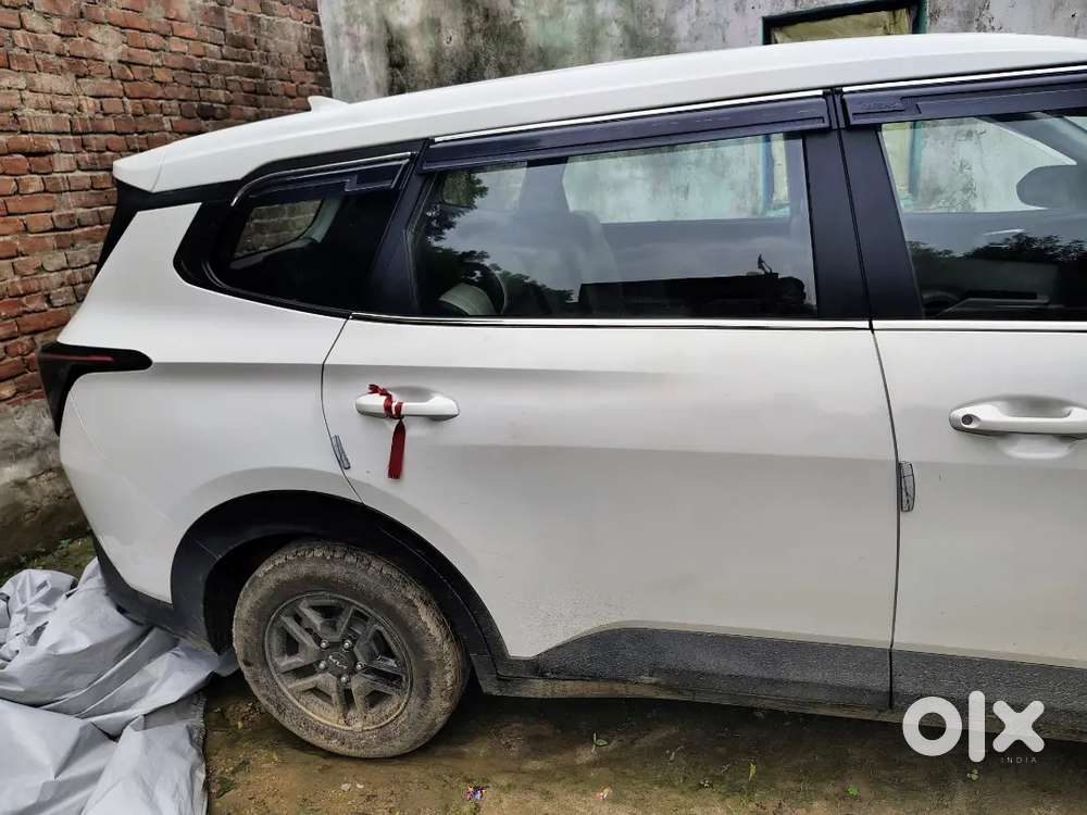 Kia Carens Clavis Petrol Manual 2025 Car