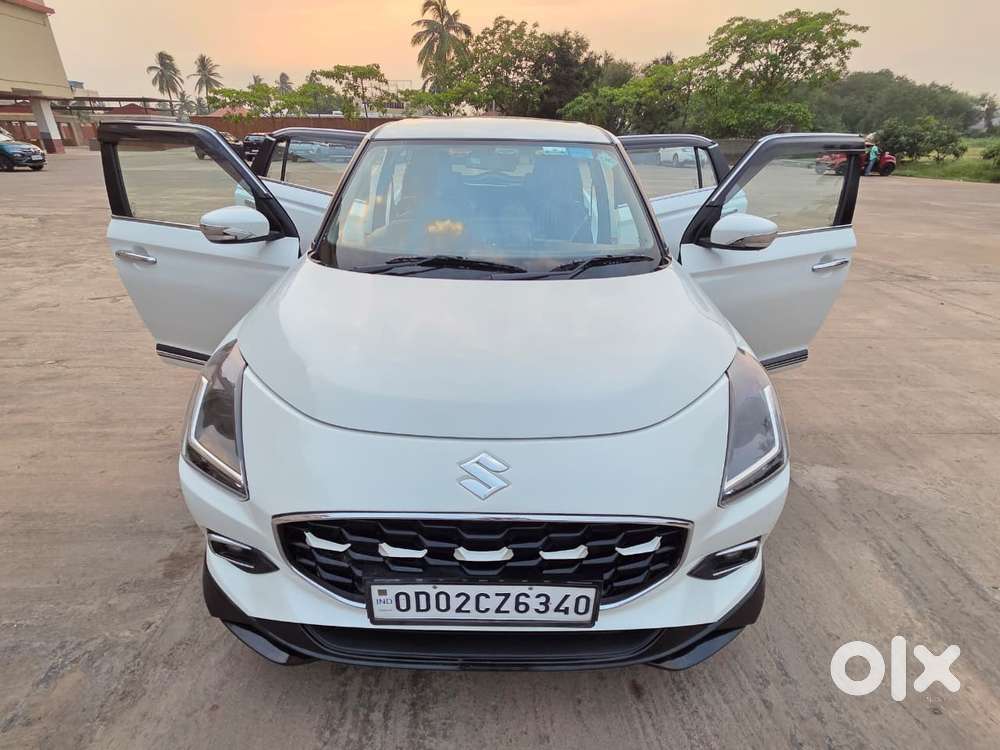 Maruti Suzuki Swift Vxi Optional, 2025, Cng & Hybrids