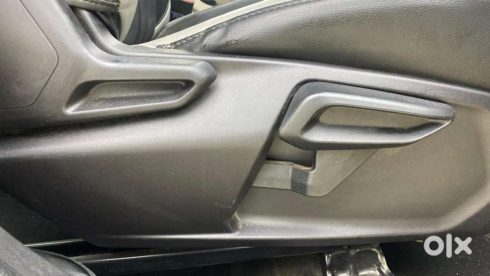 Tata Nexon 1.5 Revotorq Xza Plus Premium, 2022, Cng & Hybrids