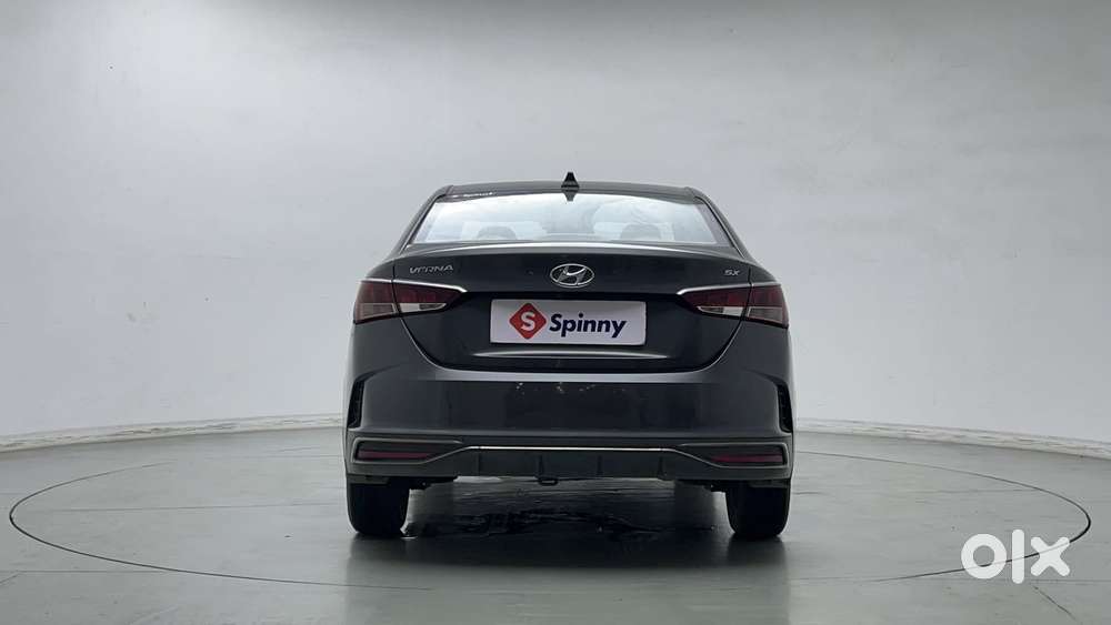 Hyundai Verna 1.5 Sx Ivt, 2021, Petrol