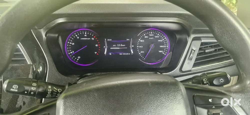 Mahindra Marazzo 2018