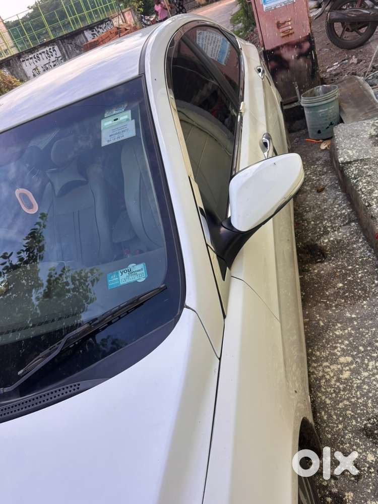 Hyundai Fluidic Verna 2014