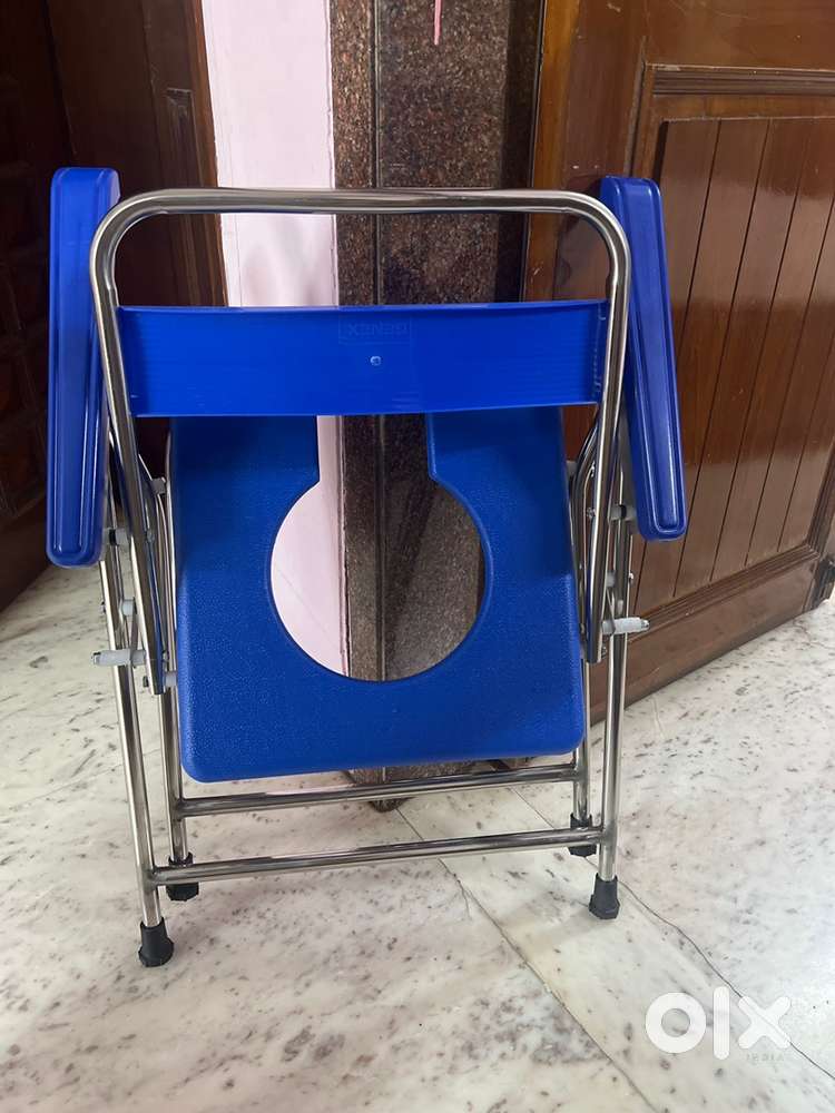 Toilet seat