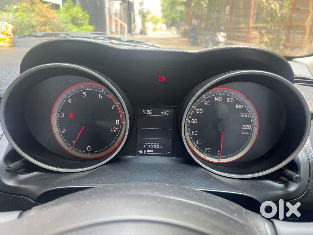 Maruti Suzuki Swift Zxi Plus Dual Tone, 2023, Petrol