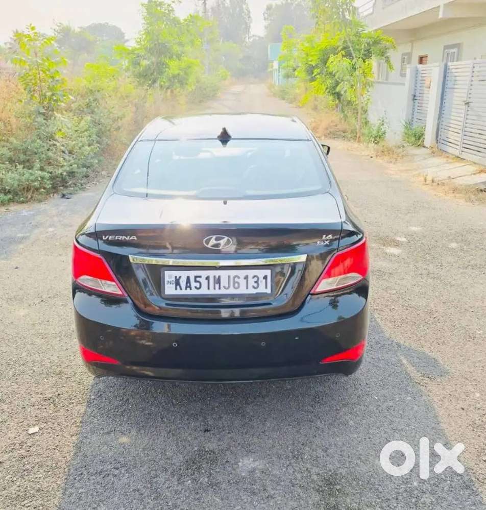Hyundai Verna 2016 Petrol Well Maintained