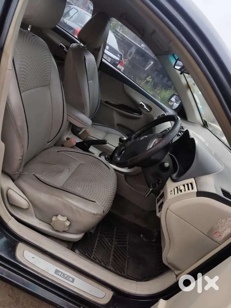 Toyota Corolla Altis 2011 Diesel Well Maintained