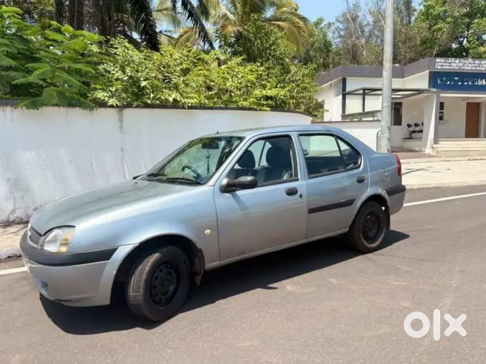 Ford Ikon 2004 Petrol 92000 Km Driven