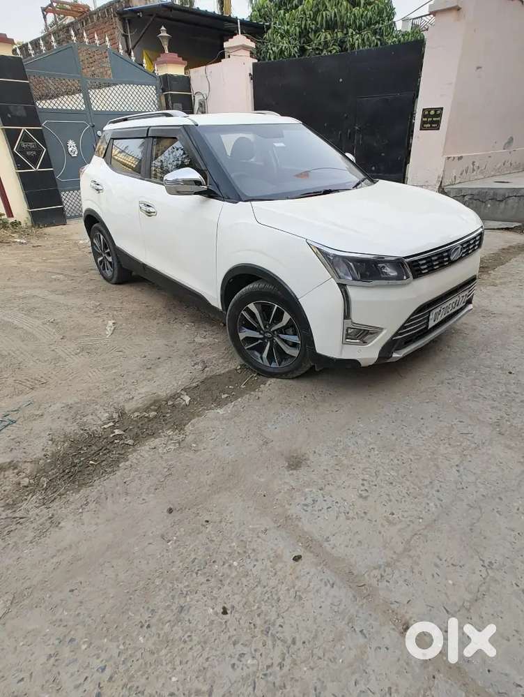 Mahindra Xuv300 W8 Optional Sunroof Diesel