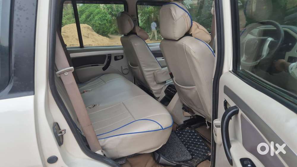 Mahindra Scorpio S10 7 Seater, 2015, Diesel