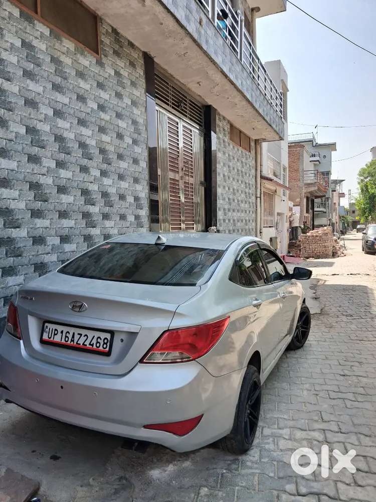 Hyundai Verna 2015 Petrol 72250 Km Driven
