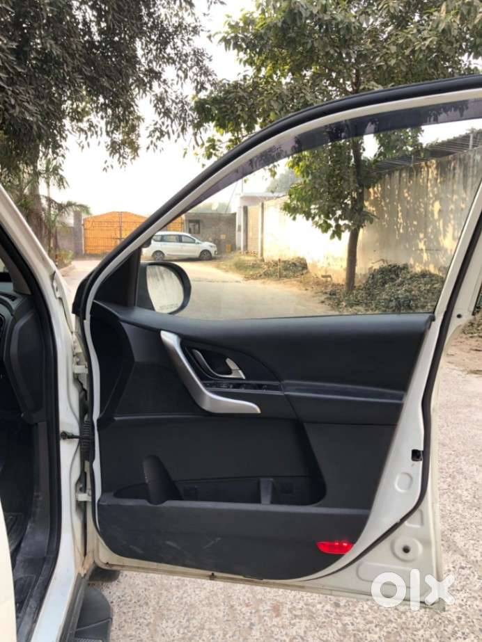 Mahindra Xuv500 W9, 2019, Diesel