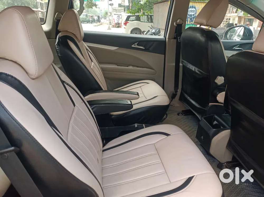 Mahindra Marazzo