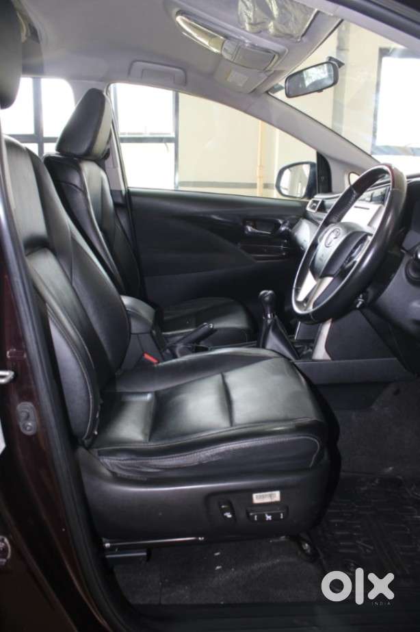 Toyota Innova Crysta 2.4 Z 7 Str, 2017, Diesel