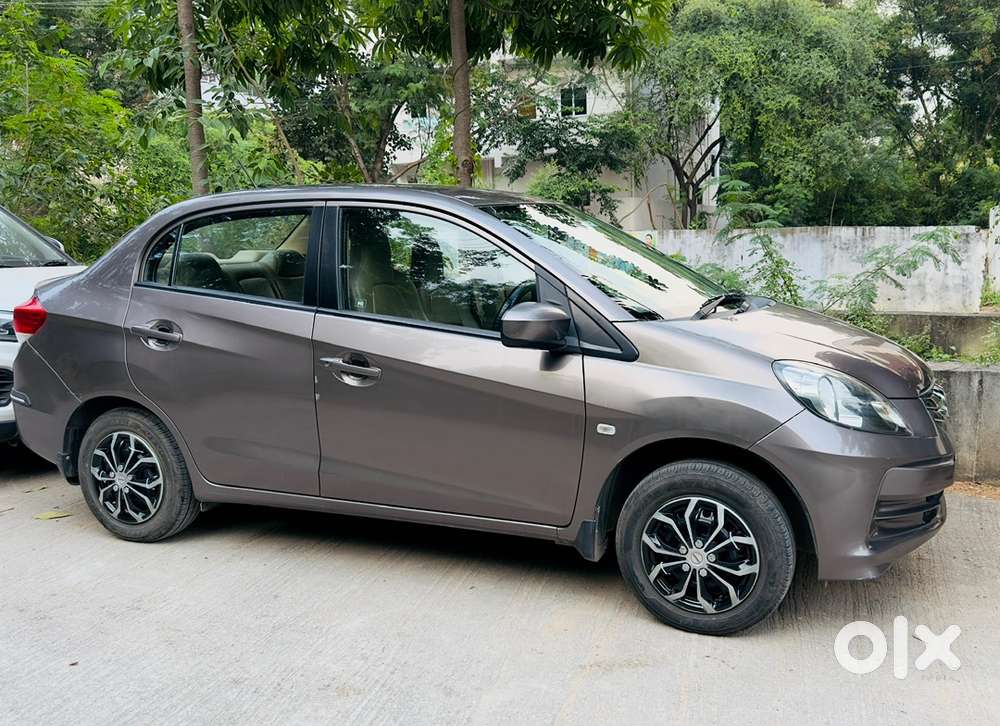 Honda Amaze  Family Used  Well Maintained  Smooth Engine  No Issue