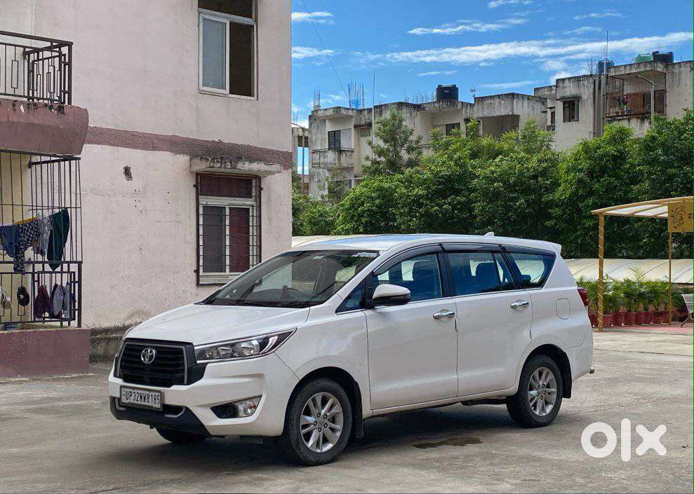 Toyota Innova Crysta [2020-ongoing] 2.4 Gx 7 Str, 2023, Diesel