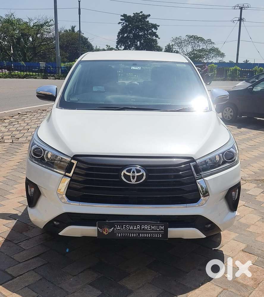 Toyota Innova Crysta, 2022, Petrol