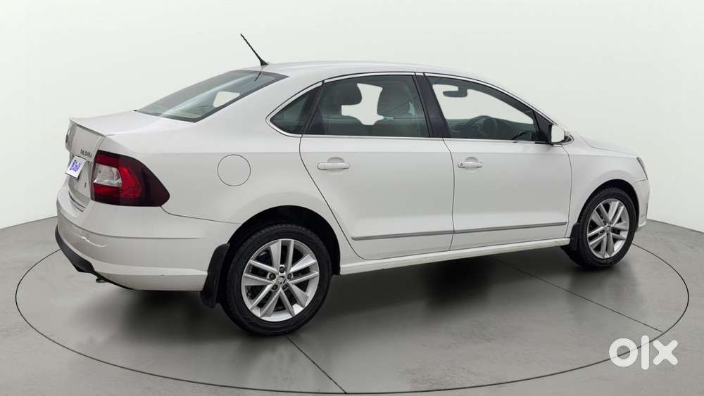Skoda Rapid 1.0 Style At, 2021, Petrol
