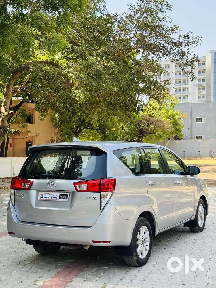 Toyota Innova Crysta 2.4 V 8 Str, 2019, Diesel