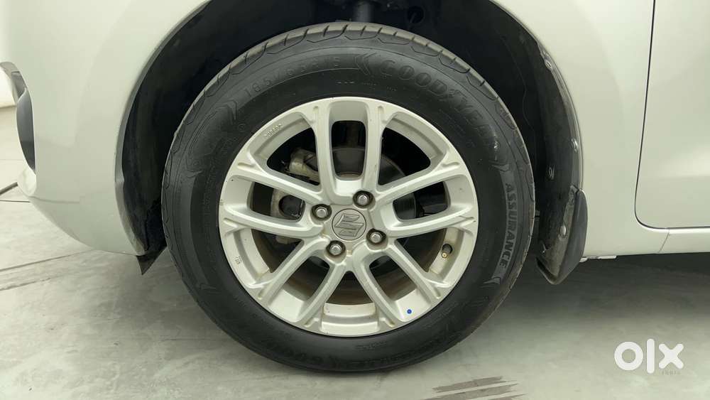 Maruti Suzuki Swift 1.3 Zxi, 2019, Cng & Hybrids