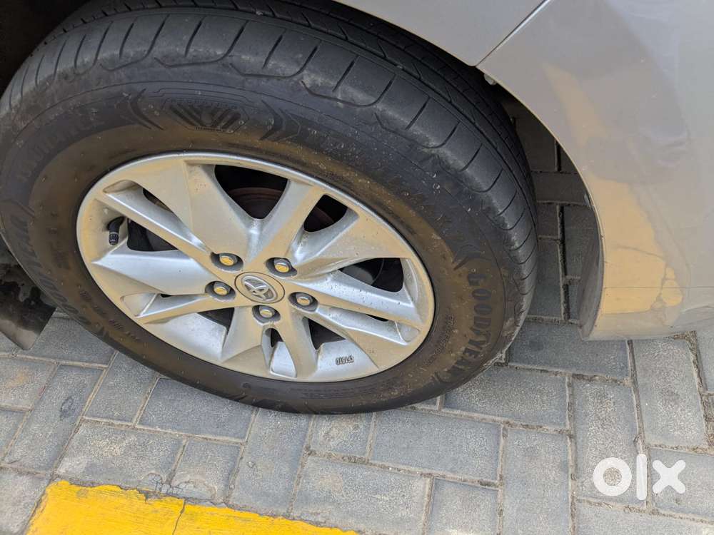 Toyota Innova Crysta [2020-ongoing] 2.4 Gx 7 Str, 2020, Diesel