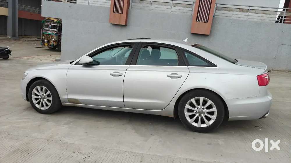 Audi A6 Petrol 2011 68370 Km