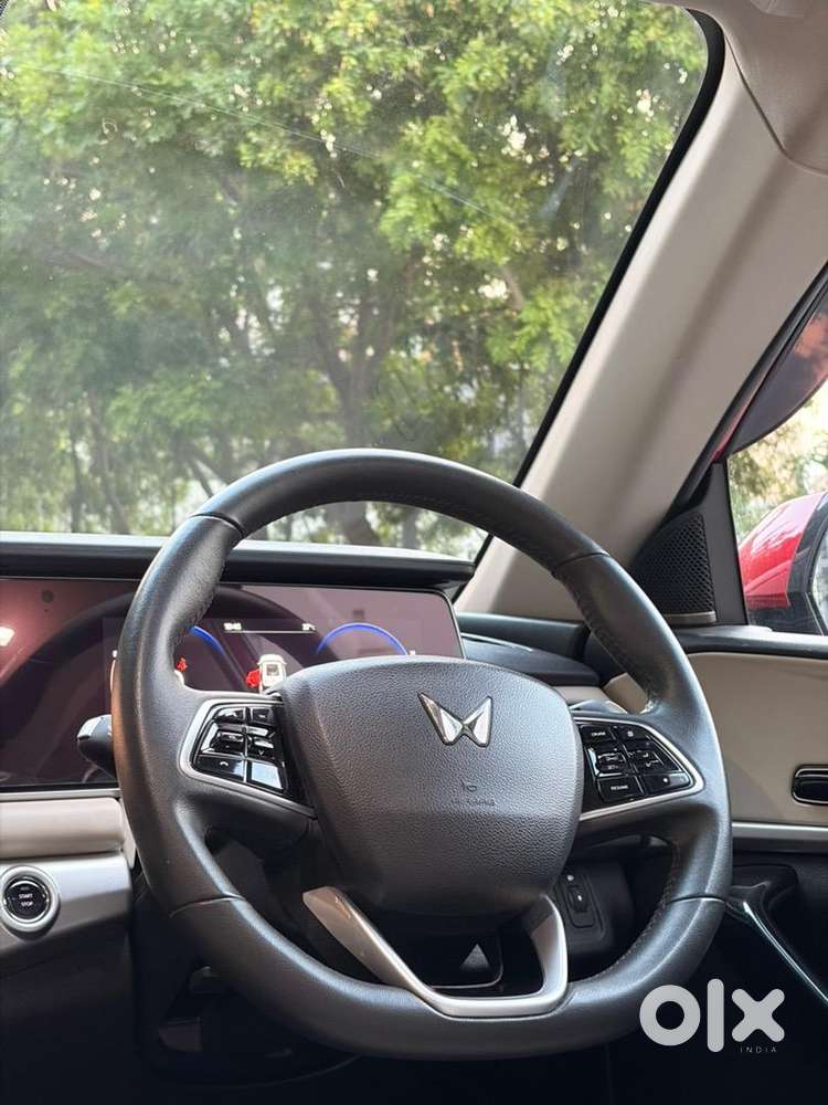 Mahindra Automatic Petrol 2023 Only 40k Kms Clocked