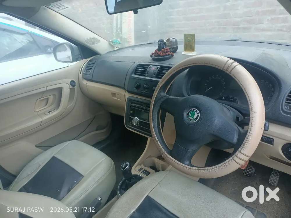 Urgent Sell Money Problem Jisko Lena Message Kare