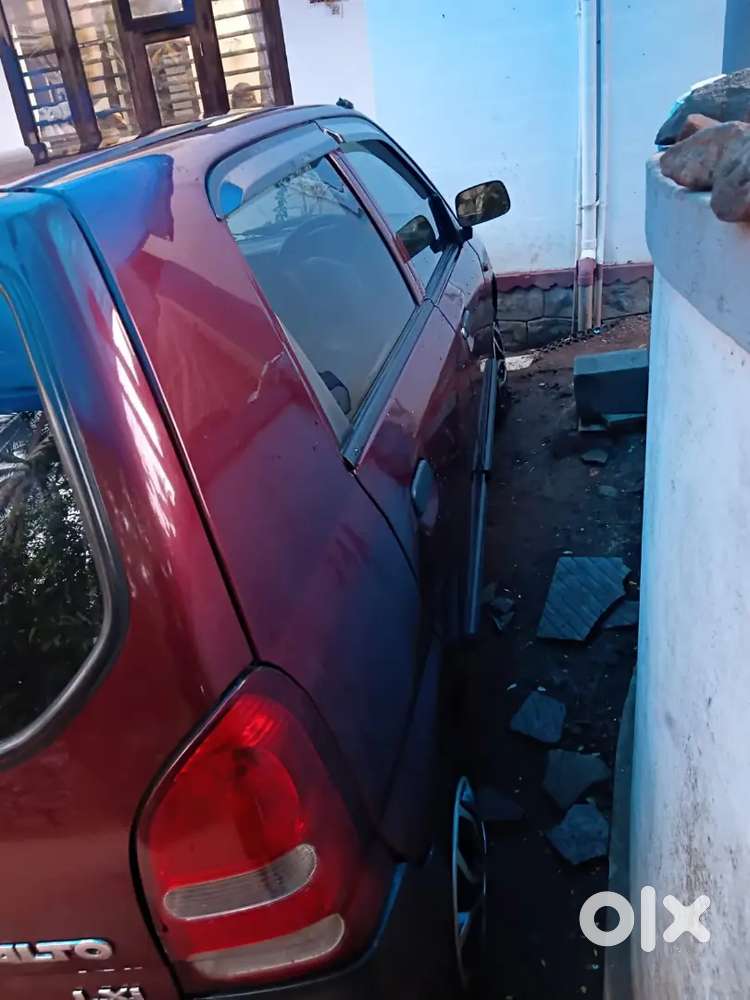 Well Maintained Good Car