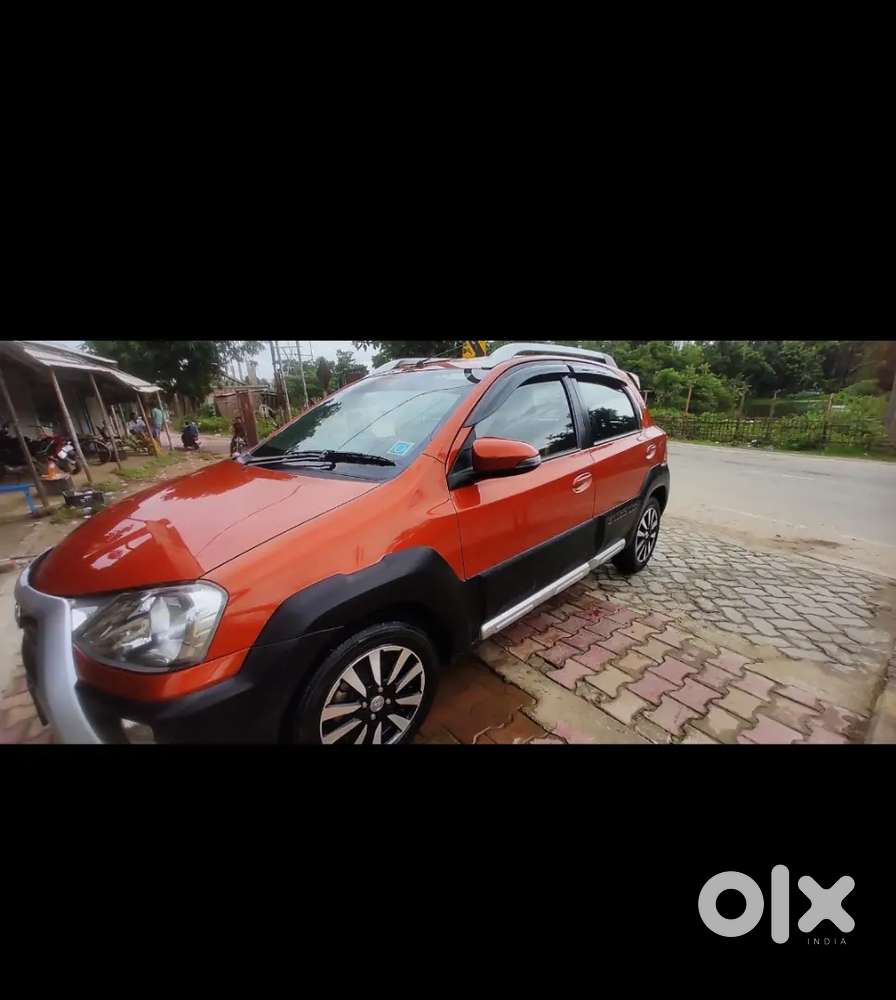 Toyota Etios Cross 1.2 Petrol 2016