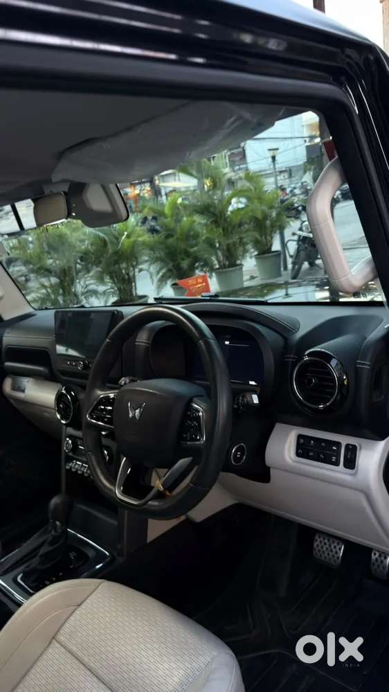 Mahindra Thar Roxx, 2025, Diesel