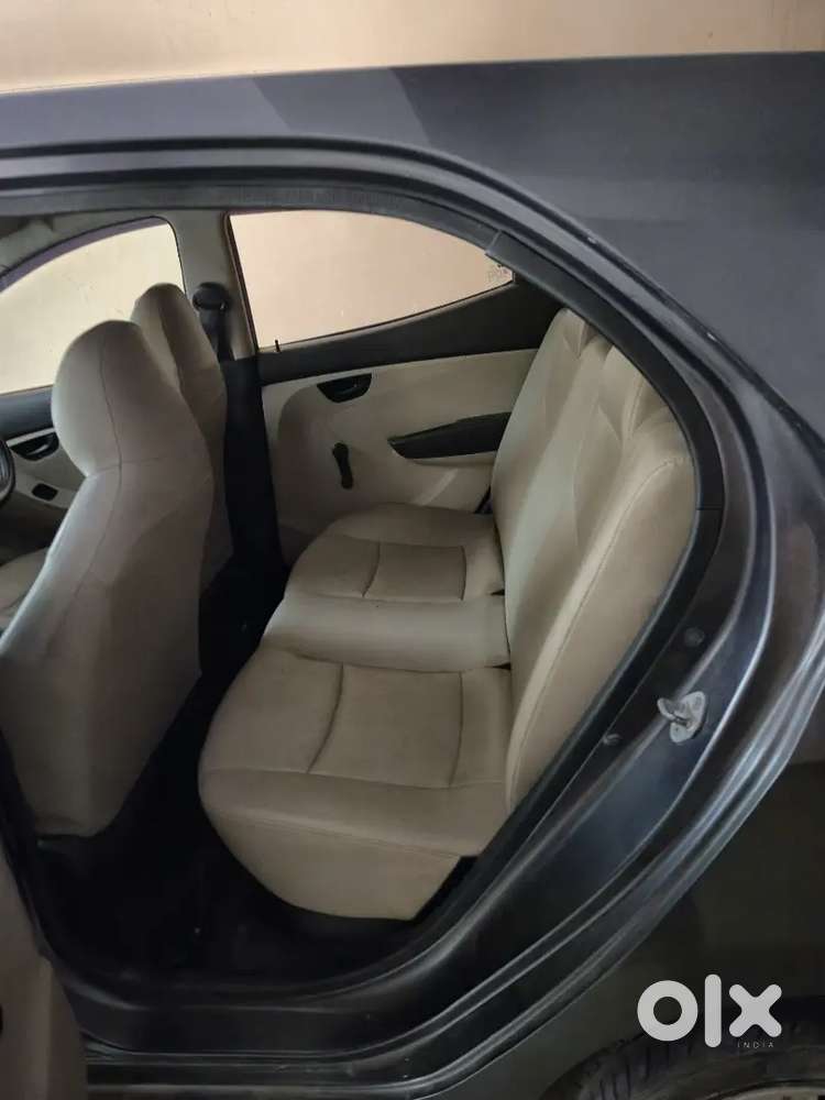 Hyundai Eon 2017 Petrol 52300 Km Driven