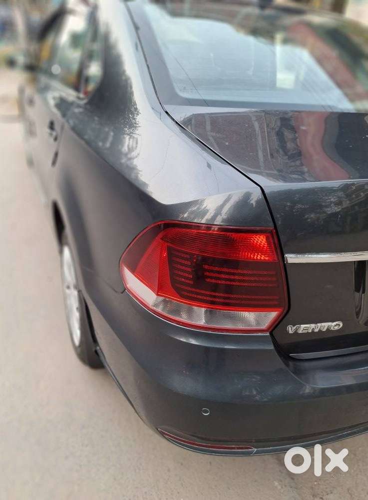 Volkswagen Vento 1.2 Tsi Comfortline At, 2016