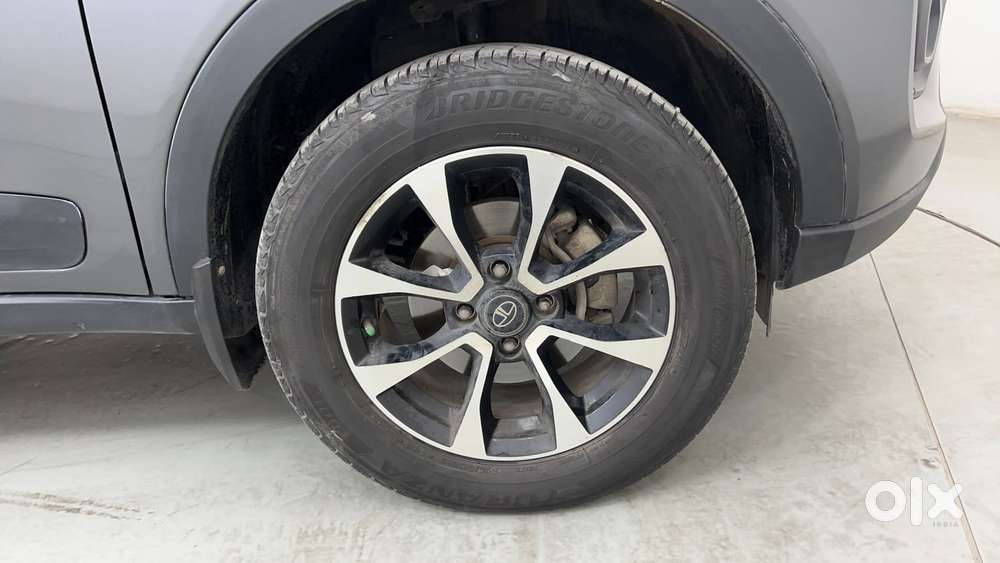 Tata Nexon 1.5 Revotorq Xza Plus S Amt, 2021, Petrol