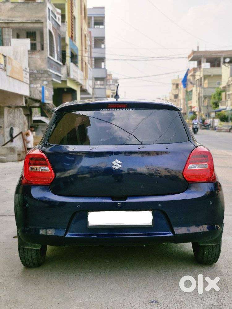 Maruti Suzuki Swift 1.2 Lxi (o), 2022, Petrol