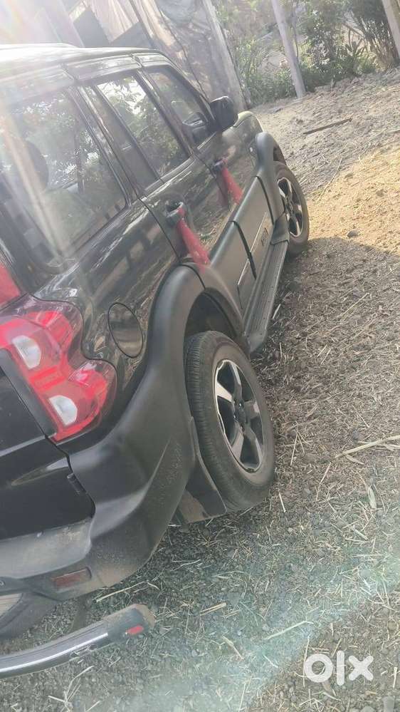 Mahindra Scorpio Mt 2025