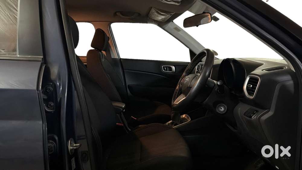 Hyundai Venue 1.2 S Plus, 2021, Petrol
