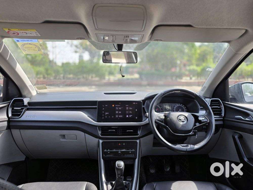 Skoda Kushaq 1.0 Tsi Ambition, 2021, Petrol