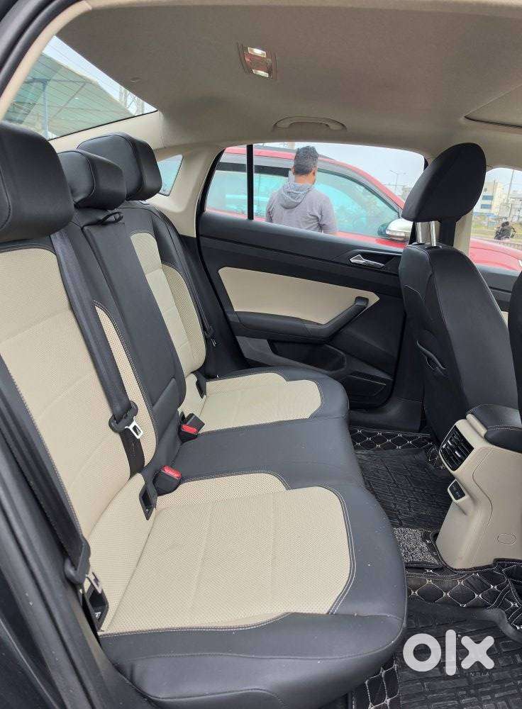 Skoda Slavia Style 1.0l Tsi Mt, 2023, Petrol