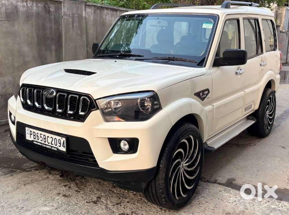 Mahindra Scorpio Classic, 2022, Diesel