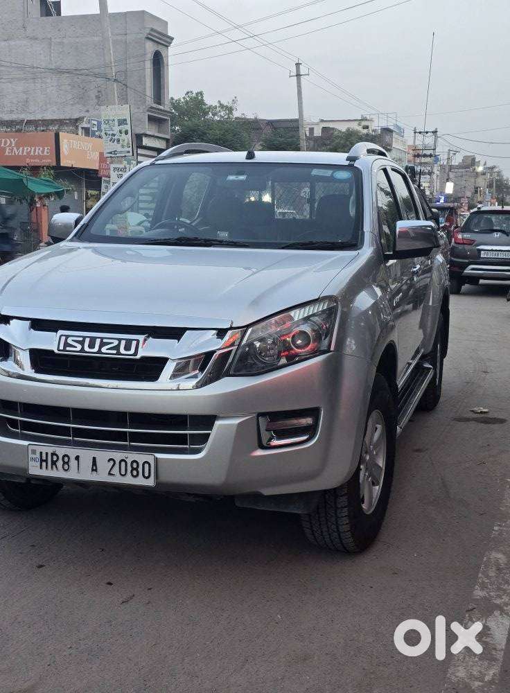 Isuzu D-max V-cross 4x4, 2019, Diesel