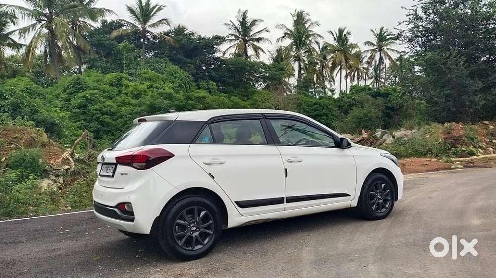 Hyundai I20 Sportz 1.2 Vtvt, 2019, Petrol