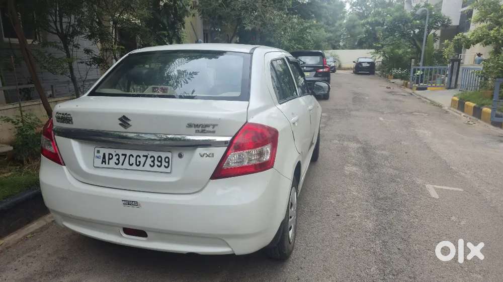 Maruti Suzuki Dzire 2015 Petrol 74000 Km Driven