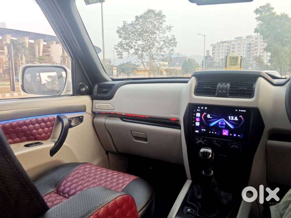 Mahindra Scorpio S4 4wd, 2016, Diesel
