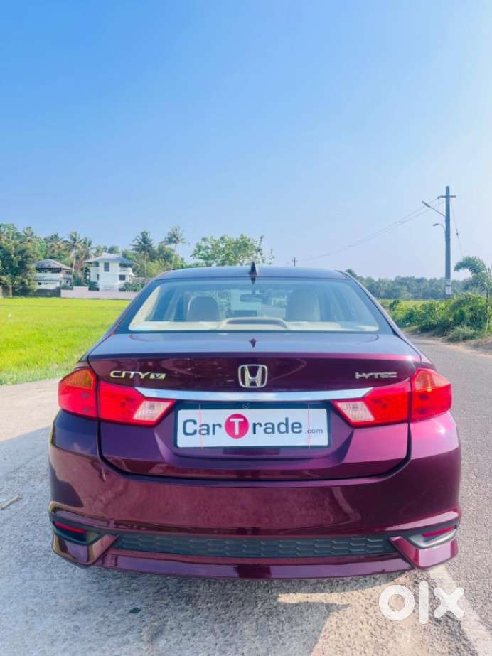 Honda City I-vtec V, 2018, Petrol