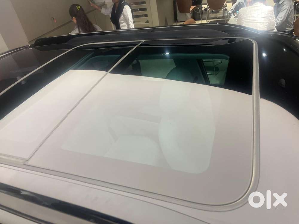 Mahindra Xuv 3xo Ax7l 1.2 Petrol At (pg), 2024, Petrol
