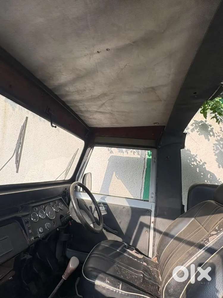 Mahindra Jeep 1993
