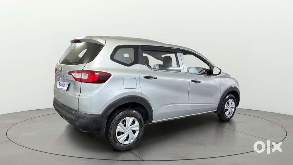 Renault Triber 1.0 Rxe, 2023, Petrol