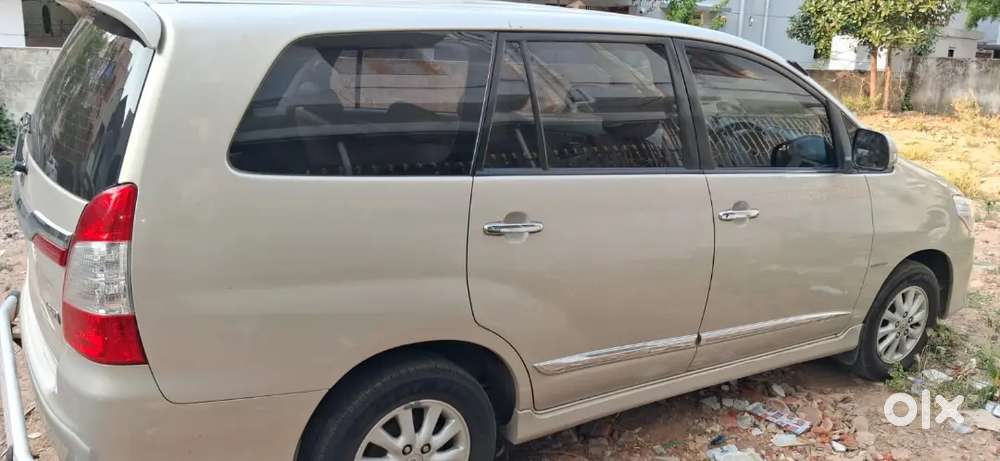 Innova Diesel 2014 2 Nd Owner