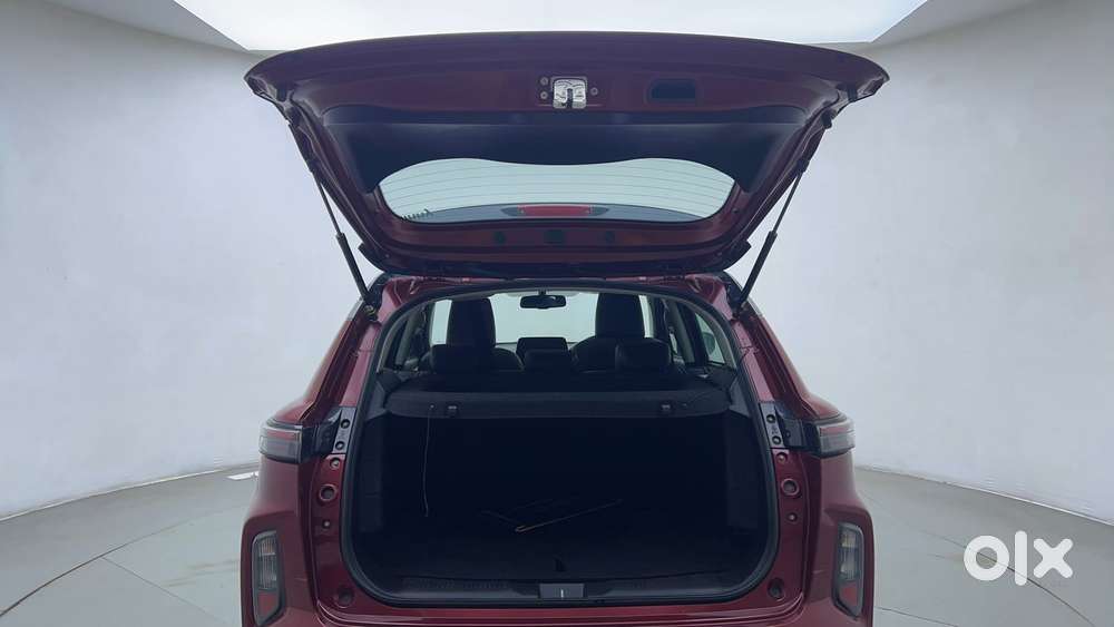 Maruti Suzuki Grand Vitara 1.5 Alpha Smart Hybrid Dual Tone At, 2023..